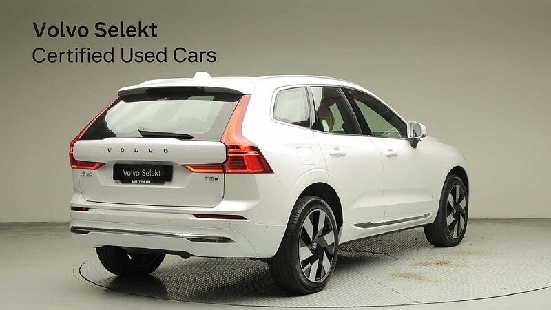 Volvo  Ultra, T8 AWD 플러그-인 하이브리드, 전기/가솔린, 브라이트