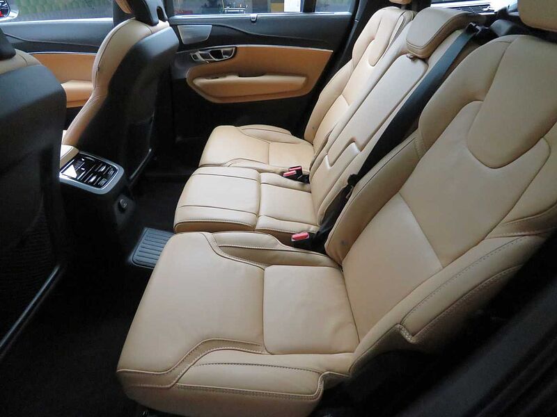 Volvo  Recharge Ultimate, T8 AWD 플러그-인 하이브리드, 전기/가솔린, 브라이트, 7 좌석