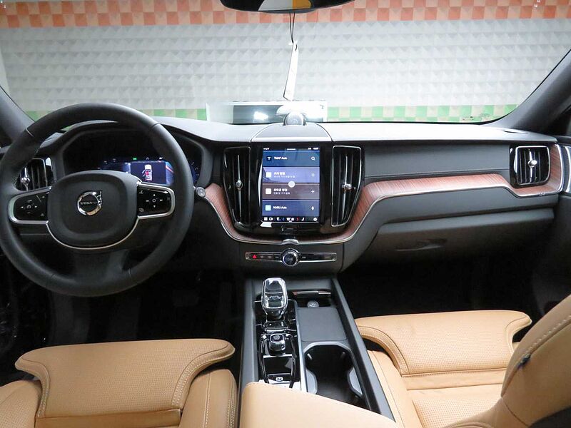 Volvo  Ultra, B6 AWD 마일드 하이브리드, 가솔린, 브라이트