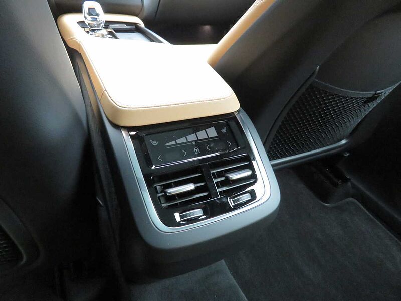 Volvo  Ultra, B6 AWD 마일드 하이브리드, 가솔린, 브라이트, 7 좌석