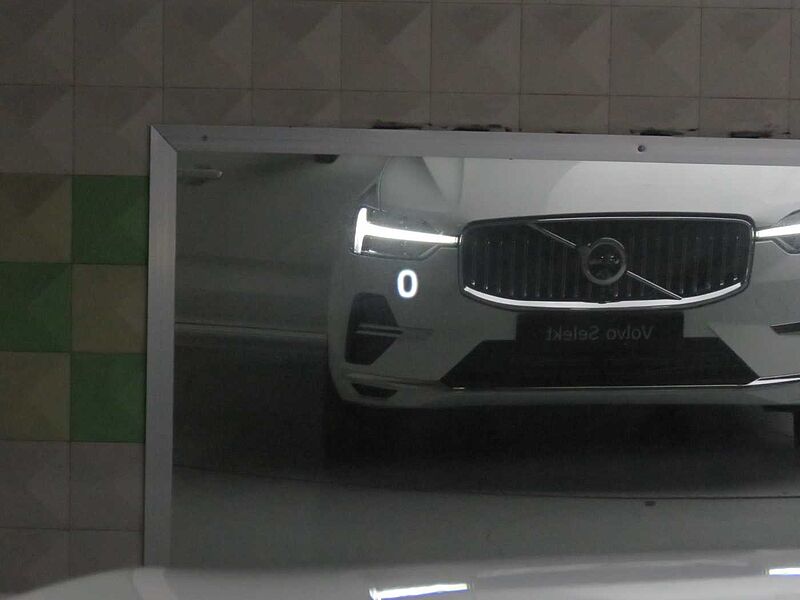 Volvo  Ultra, T8 AWD 플러그-인 하이브리드, 전기/가솔린, 브라이트