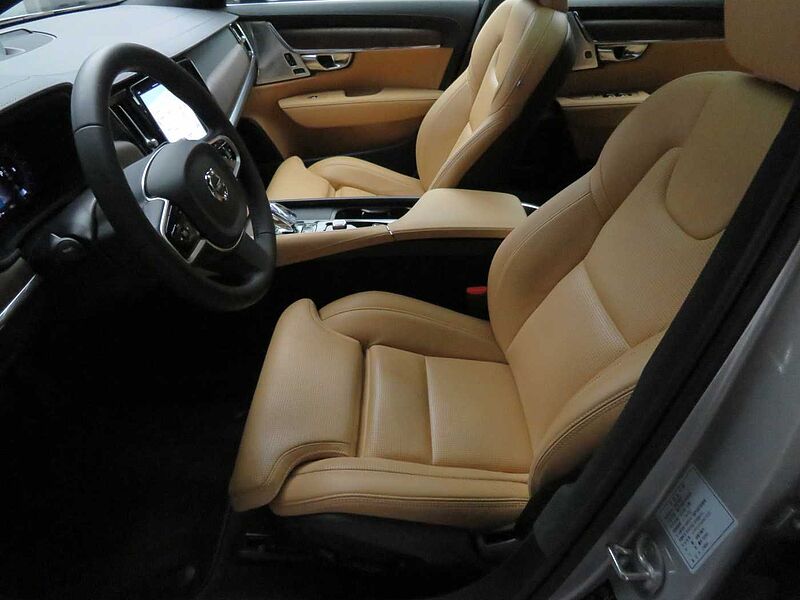 Volvo Ultimate, B5 마일드 하이브리드, 가솔린, 브라이트