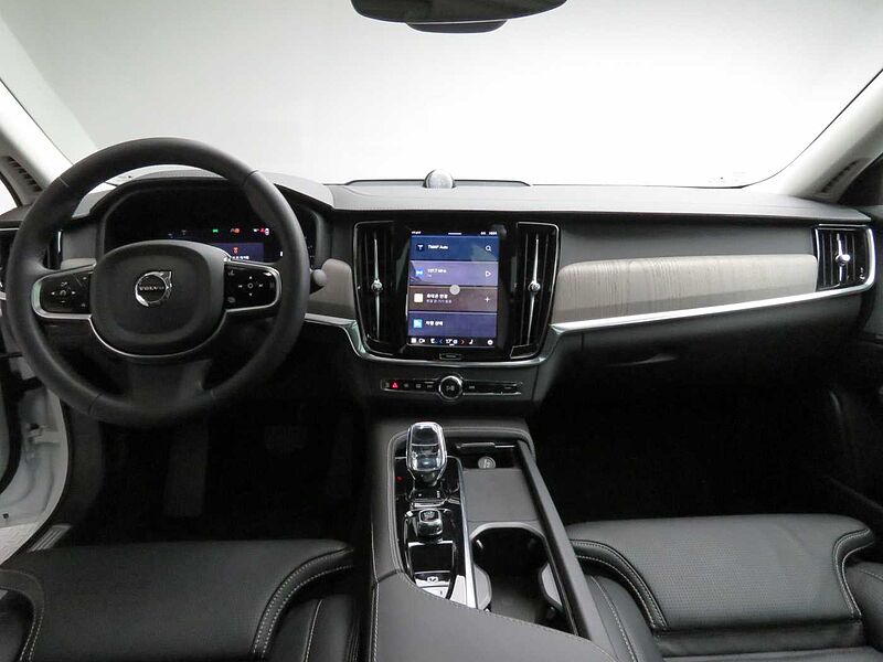 Volvo  Ultra, B5 마일드 하이브리드, 가솔린, 브라이트