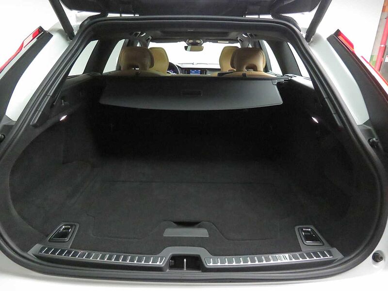 Volvo  Ultimate, B5 AWD 마일드 하이브리드, 가솔린, 브라이트