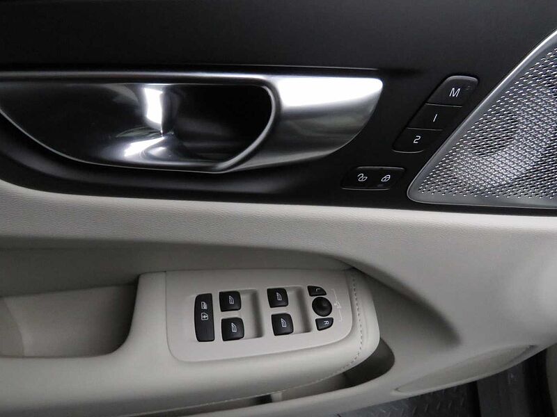 Volvo  Ultra, B5 AWD 마일드 하이브리드, 가솔린, 브라이트