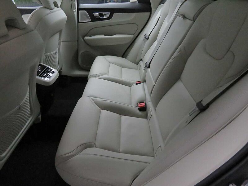 Volvo  Ultra, B5 AWD 마일드 하이브리드, 가솔린, 브라이트