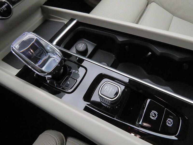 Volvo  Ultra, B5 AWD 마일드 하이브리드, 가솔린, 브라이트