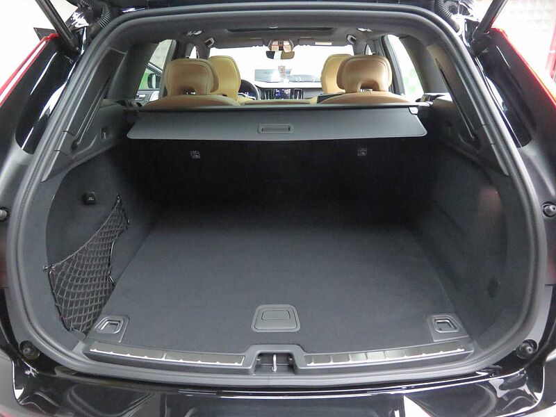 Volvo  Ultra, T8 AWD 플러그-인 하이브리드, 전기/가솔린, 브라이트