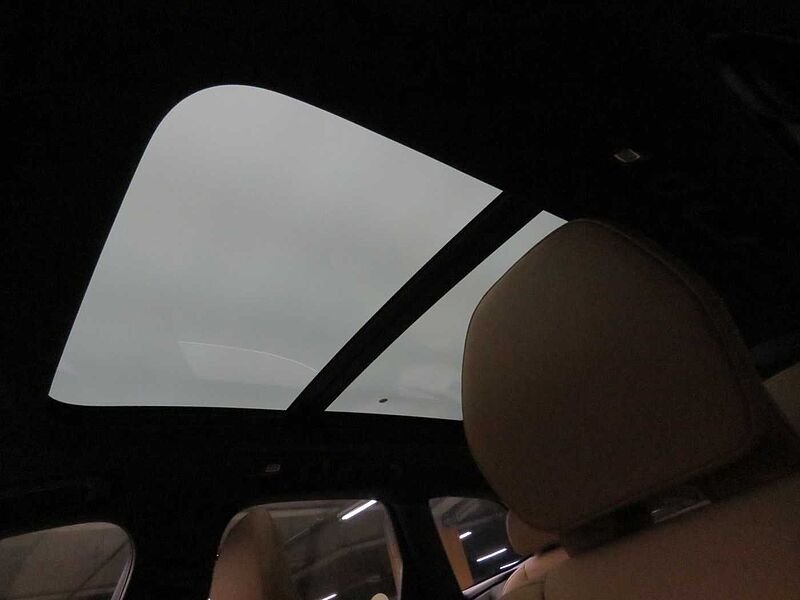 Volvo  Ultra, T8 AWD 플러그-인 하이브리드, 전기/가솔린, 브라이트