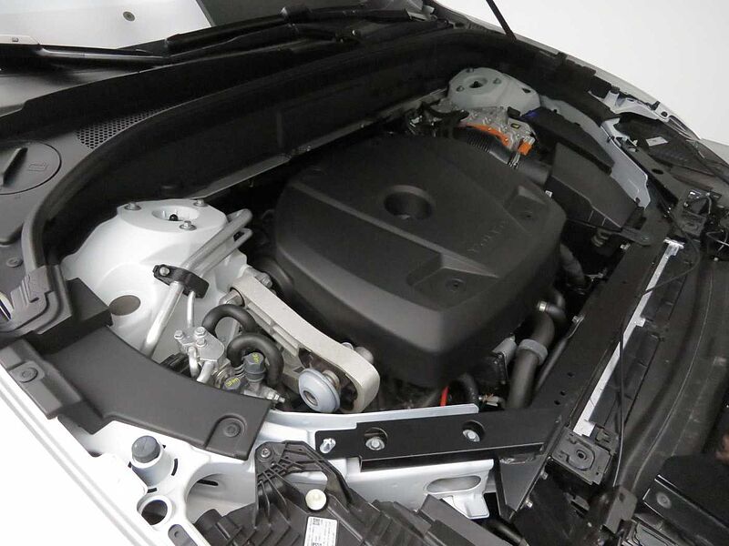 Volvo  Ultra, T8 AWD 플러그-인 하이브리드, 전기/가솔린, 브라이트