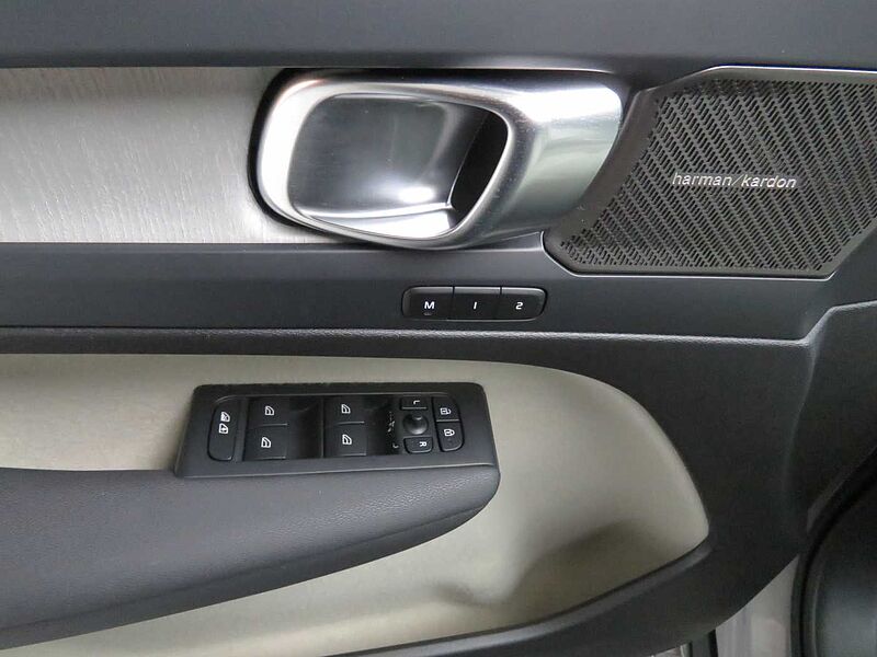 Volvo  Ultra, B4 AWD 마일드 하이브리드, 가솔린, 브라이트