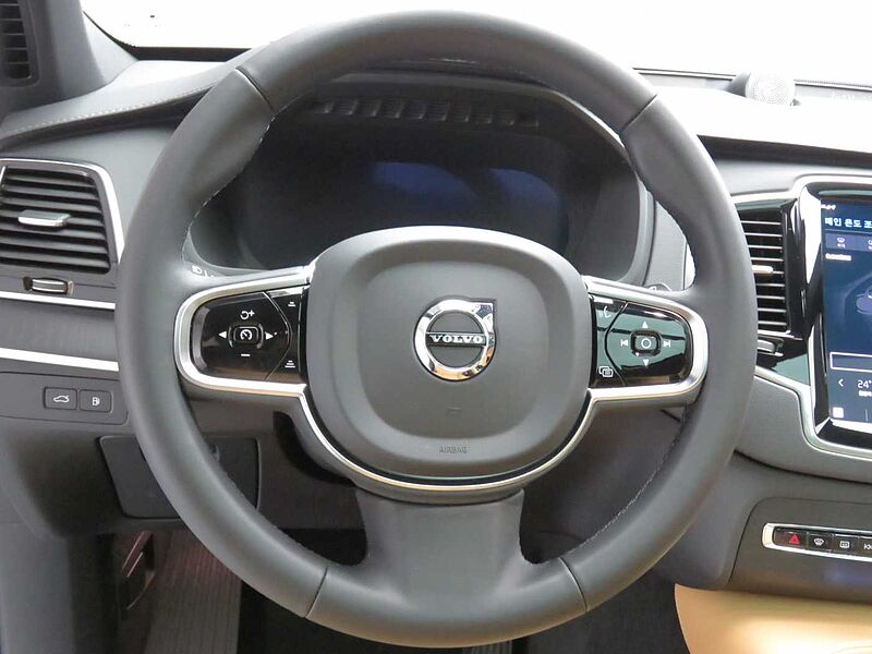 Volvo  Recharge Ultimate, T8 AWD 플러그-인 하이브리드, 전기/가솔린, 브라이트, 7 좌석