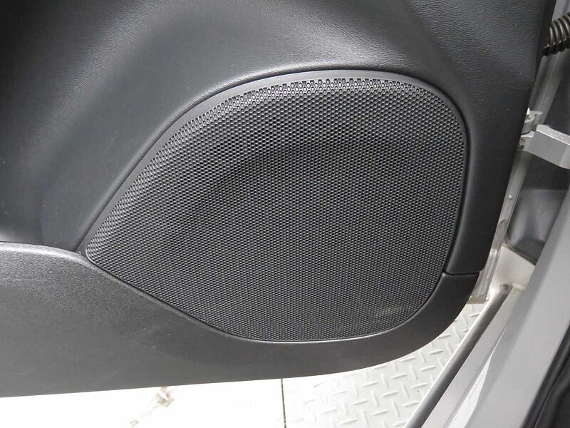 Volvo  Recharge Ultimate, T8 AWD 플러그-인 하이브리드, 전기/가솔린, 브라이트, 7 좌석