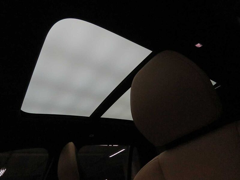 Volvo  Recharge Ultimate, T8 AWD 플러그-인 하이브리드, 전기/가솔린, 브라이트, 7 좌석