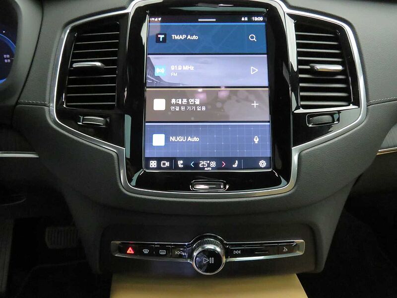 Volvo  Recharge Ultimate, T8 AWD 플러그-인 하이브리드, 전기/가솔린, 브라이트, 7 좌석