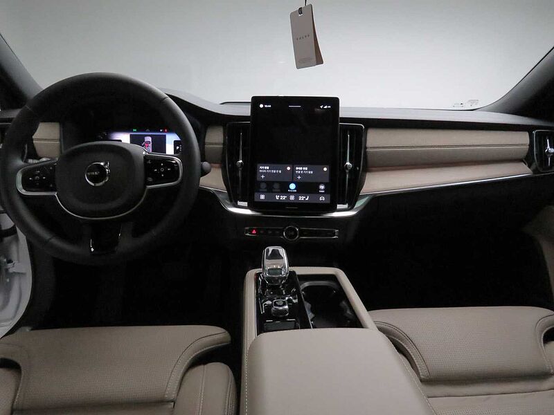 Volvo  Ultra, B5 마일드 하이브리드, 가솔린, 브라이트
