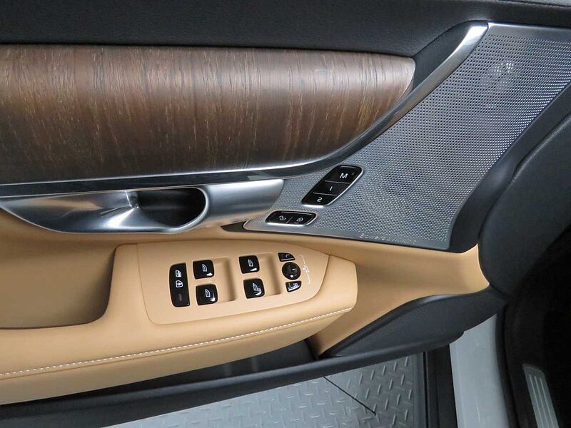 Volvo  Ultra, B5 AWD 마일드 하이브리드, 가솔린, 브라이트