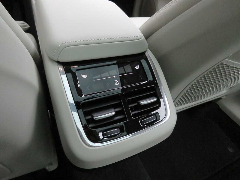 Volvo  Ultra, B5 AWD 마일드 하이브리드, 가솔린, 다크