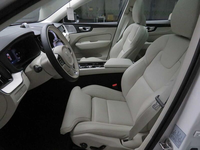 Volvo  Ultra, B5 AWD 마일드 하이브리드, 가솔린, 다크