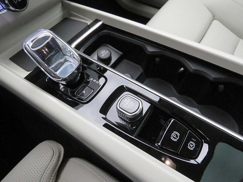 Volvo  Ultra, B5 AWD 마일드 하이브리드, 가솔린, 다크