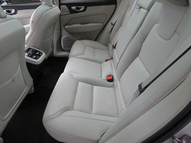 Volvo  Ultra, B5 AWD 마일드 하이브리드, 가솔린, 다크