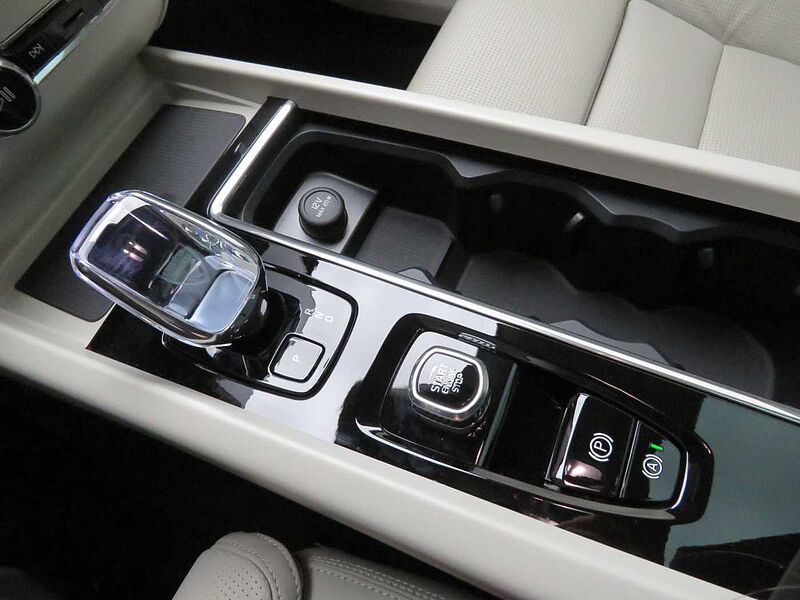 Volvo  Ultra, B5 AWD 마일드 하이브리드, 가솔린, 다크