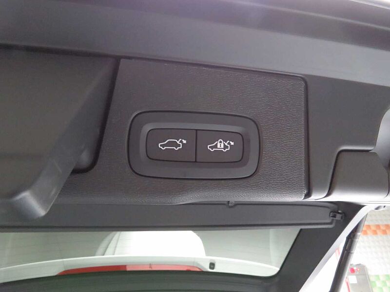 Volvo  Ultra, B5 AWD 마일드 하이브리드, 가솔린, 다크