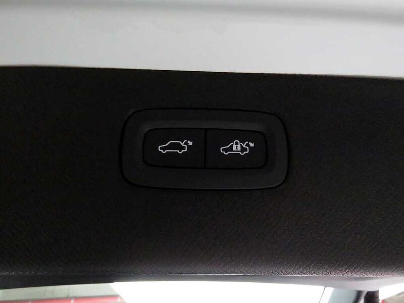 Volvo  Ultra, T8 AWD 플러그-인 하이브리드, 전기/가솔린, 브라이트, 7 좌석