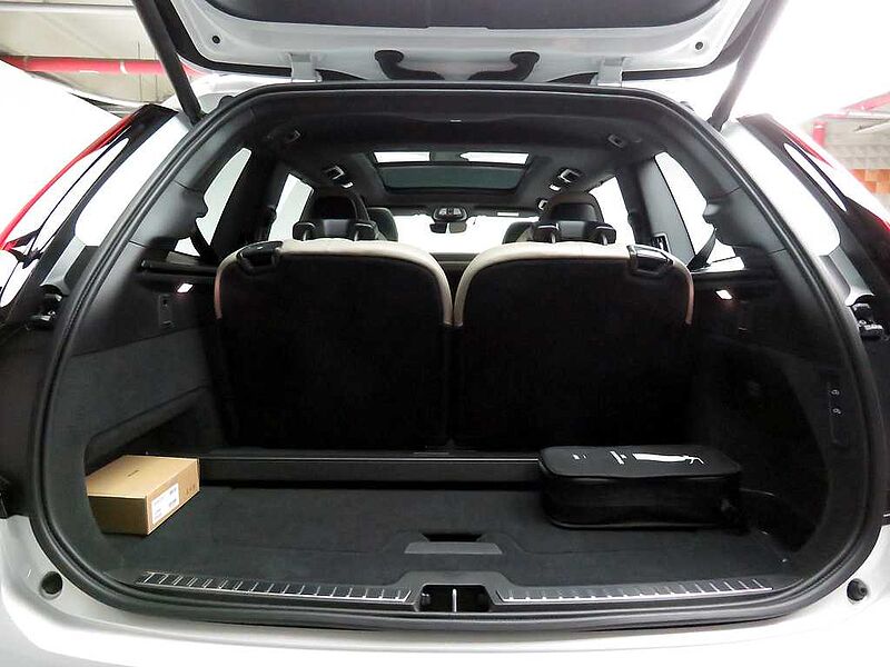 Volvo  Ultra, B6 AWD 마일드 하이브리드, 가솔린, 다크, 7 좌석