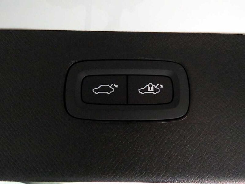 Volvo  Ultra, B6 AWD 마일드 하이브리드, 가솔린, 다크, 7 좌석