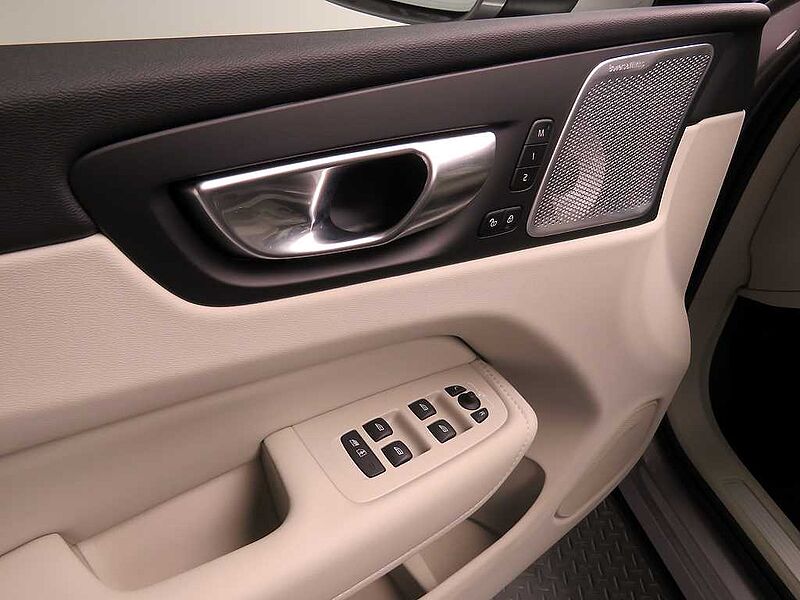 Volvo Ultra, B5 AWD 마일드 하이브리드, 가솔린, 브라이트