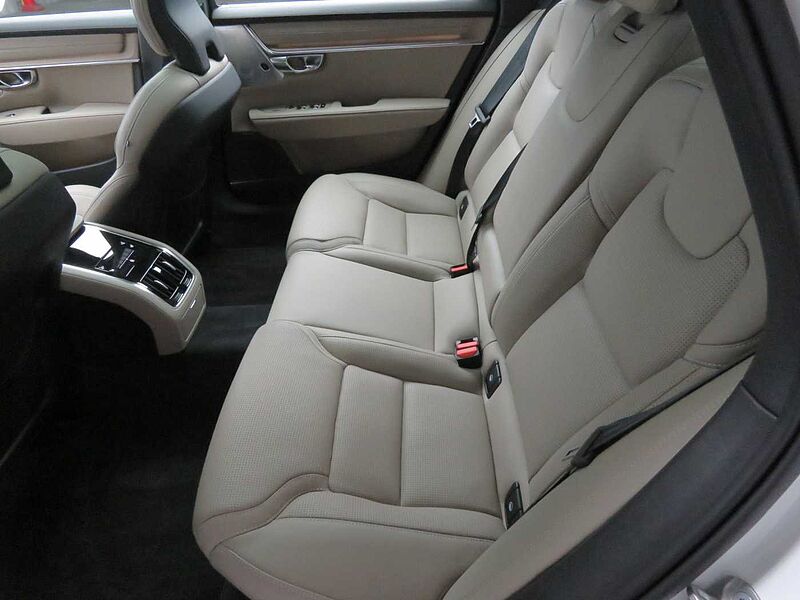 Volvo Ultra, B5 마일드 하이브리드, 가솔린, 브라이트