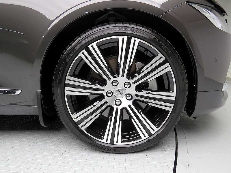 Volvo  Ultimate, B6 AWD 마일드 하이브리드, 가솔린, 브라이트
