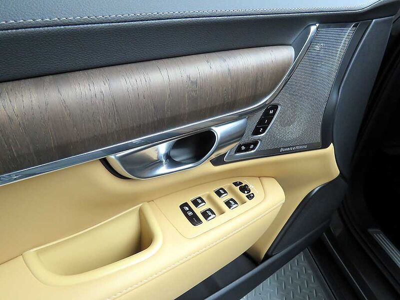 Volvo  Ultimate, B6 AWD 마일드 하이브리드, 가솔린, 브라이트
