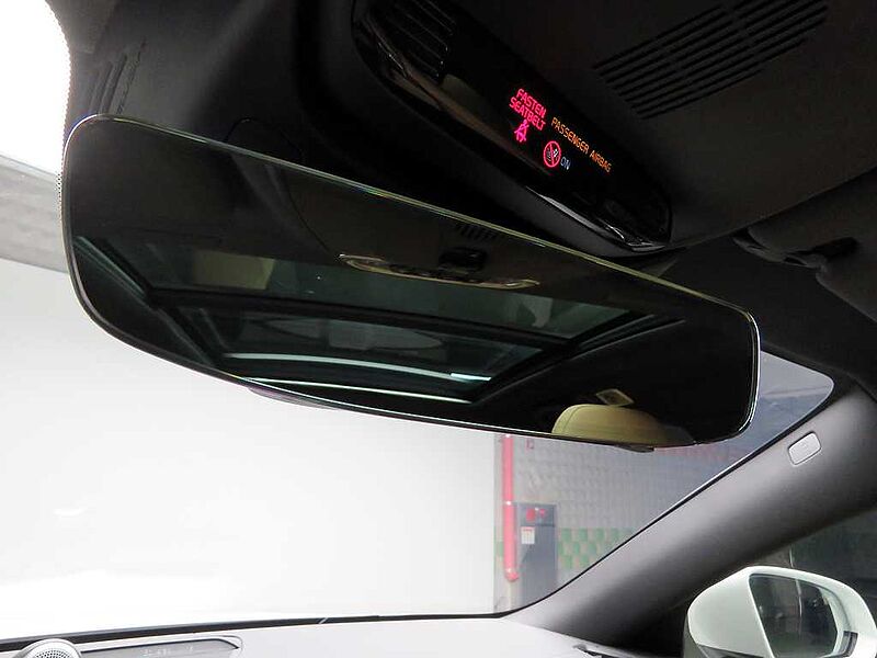 Volvo  Pro, B5 AWD mild hybrid