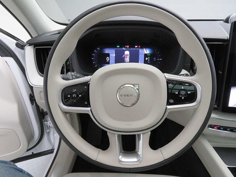 Volvo  Ultra, T8 AWD 플러그-인 하이브리드, 전기/가솔린, 브라이트