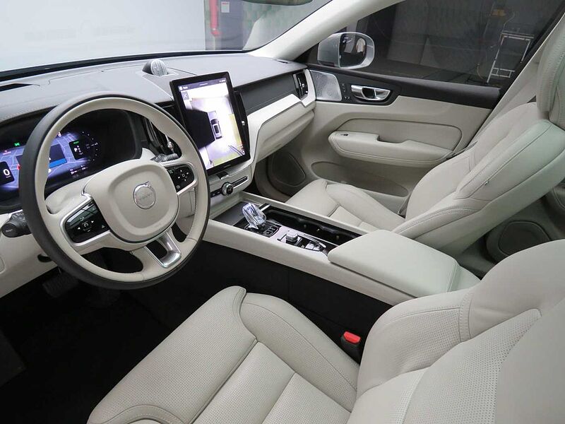 Volvo  Ultra, T8 AWD 플러그-인 하이브리드, 전기/가솔린, 브라이트