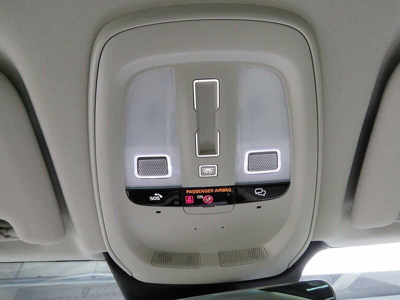 Volvo  Ultra, T8 AWD 플러그-인 하이브리드, 전기/가솔린, 브라이트
