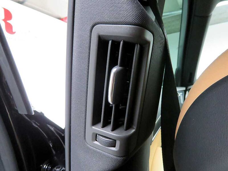 Volvo  Inscription, B6 AWD (300 hp) aut 5 seat, 분리된 7개의 좌석