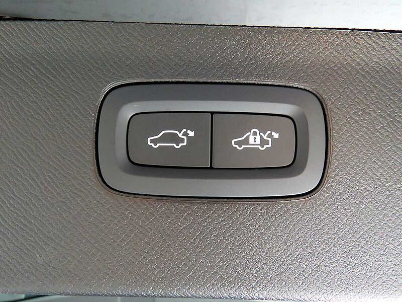 Volvo  Ultra, T8 AWD 플러그-인 하이브리드, 전기/가솔린, 브라이트, 7 좌석