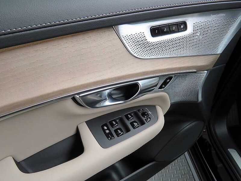 Volvo  Ultra, T8 AWD 플러그-인 하이브리드, 전기/가솔린, 브라이트, 7 좌석