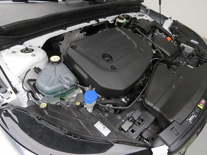 Volvo  Ultra, B4 AWD 마일드 하이브리드, 가솔린, 다크