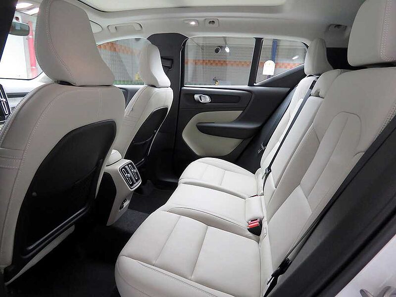 Volvo Ultra, B4 AWD 마일드 하이브리드, 가솔린, 다크