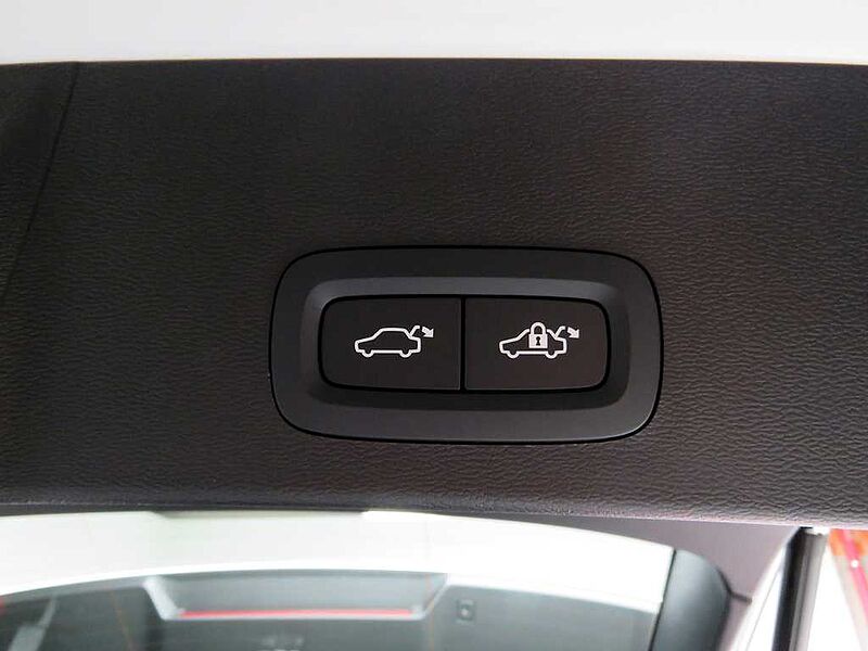 Volvo Ultra, B4 AWD 마일드 하이브리드, 가솔린, 다크