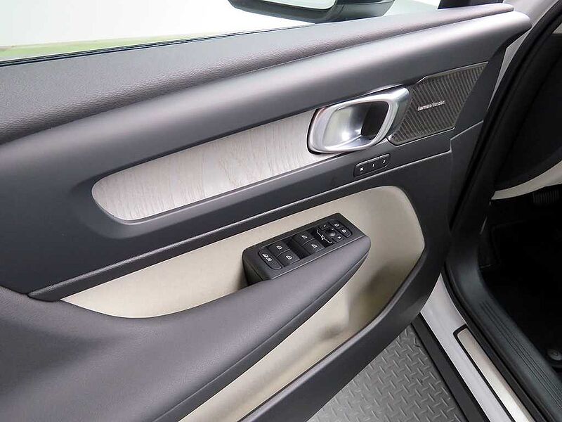 Volvo Ultra, B4 AWD 마일드 하이브리드, 가솔린, 다크