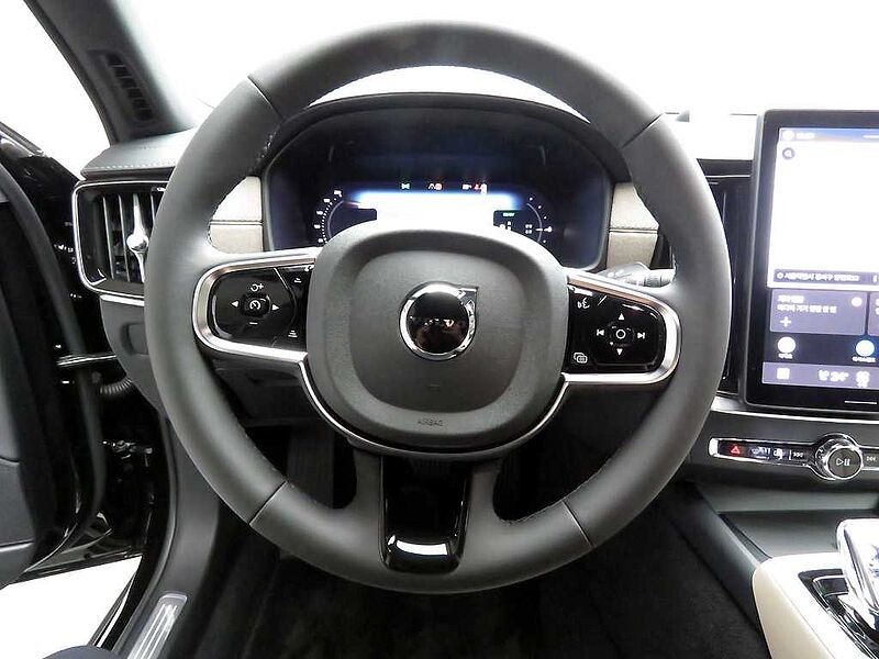 Volvo  Ultra, T8 AWD 플러그-인 하이브리드, 전기/가솔린, 브라이트