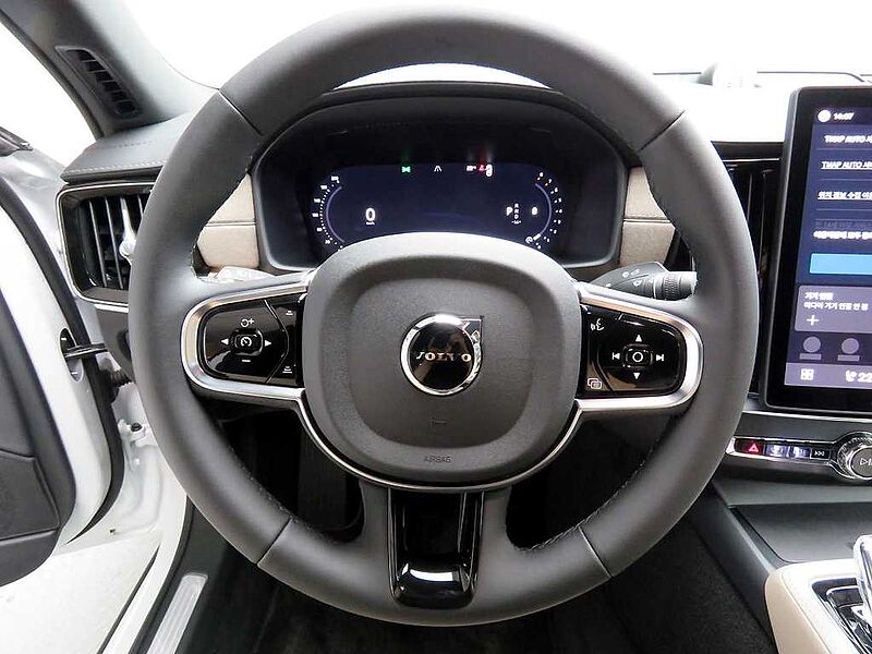 Volvo  Ultra, B5 마일드 하이브리드, 가솔린, 브라이트