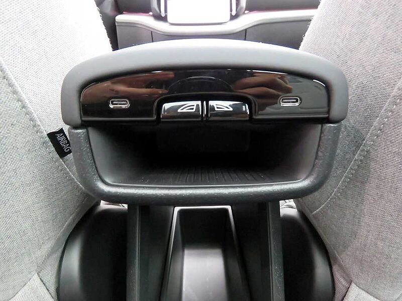 Volvo  Ultra, Single Motor Extended Range, 순수 전기