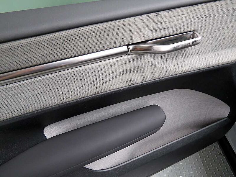 Volvo  Ultra, Single Motor Extended Range, 순수 전기