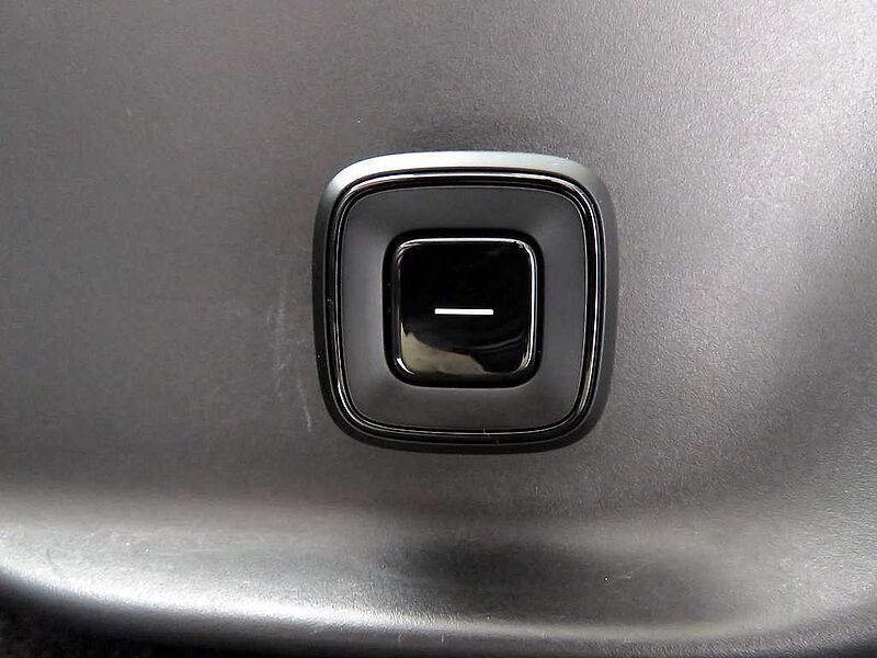 Volvo  Ultra, Single Motor Extended Range, 순수 전기